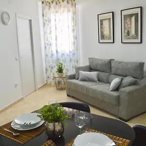 https://apartamento-adriana-cntrico-a-50m-de-la-playa.1costadelsol.com