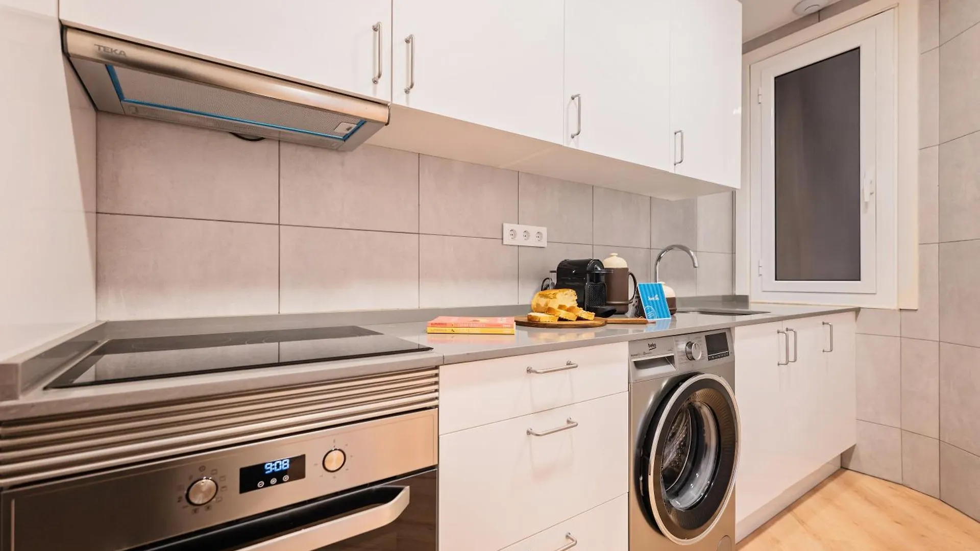 Sweett - Aragon Park Miro Apartment Barcelona Spain