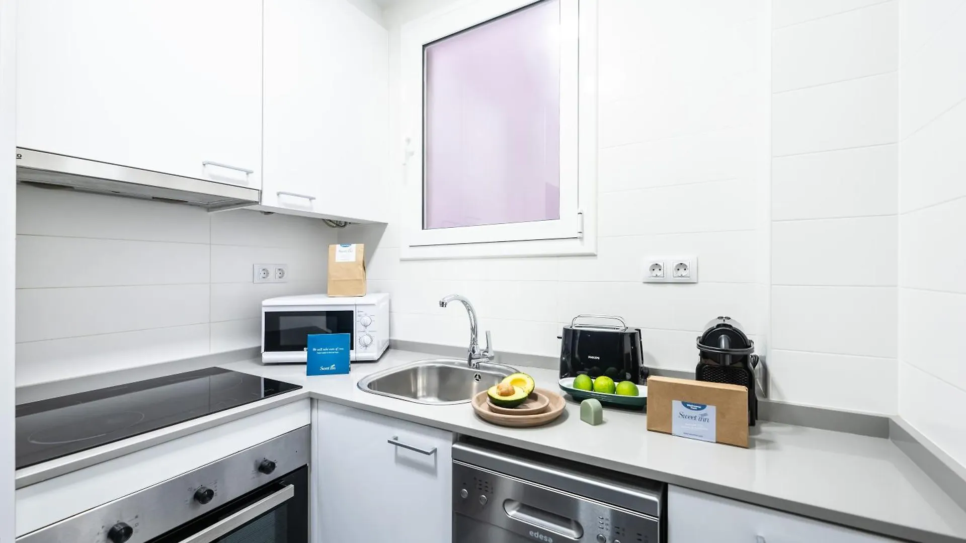Sweett - Aragon Park Miro Apartment Barcelona