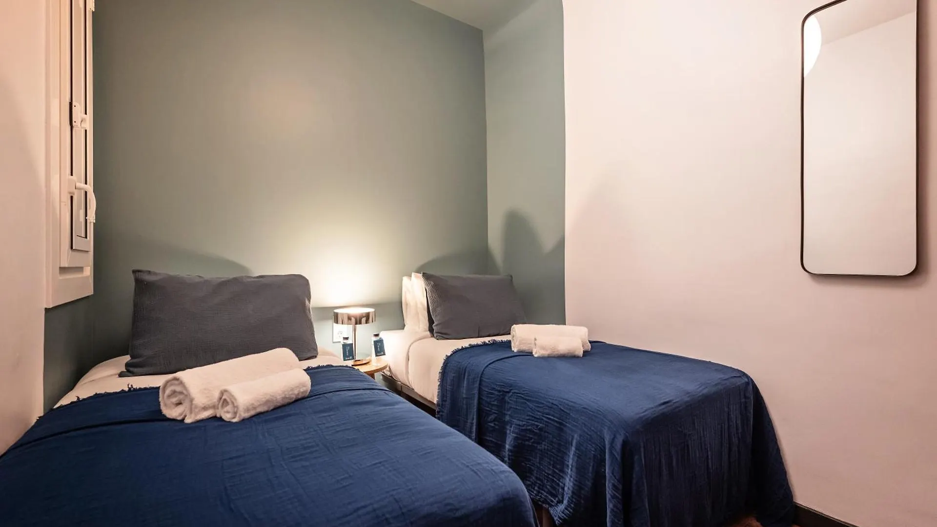 Sweett - Aragon Park Miro Apartment Barcelona