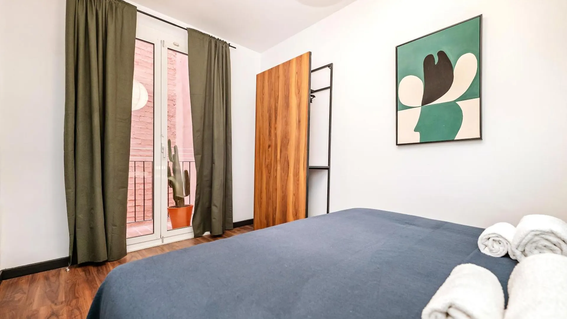 Sweett - Aragon Park Miro Apartment Barcelona Spain